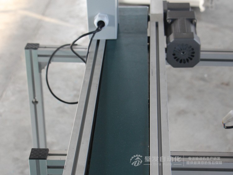 側(cè)裝直角電機小型皮帶輸送機