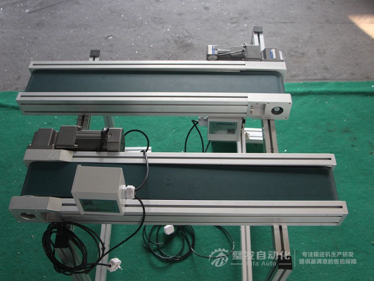 側(cè)裝直角電機小型皮帶輸送機