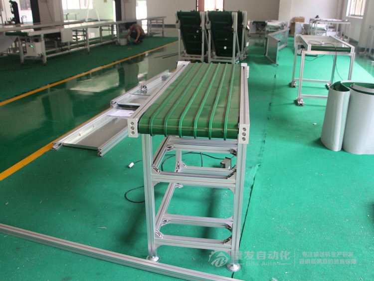 皮帶面加多導(dǎo)條皮帶標準小型輸送機