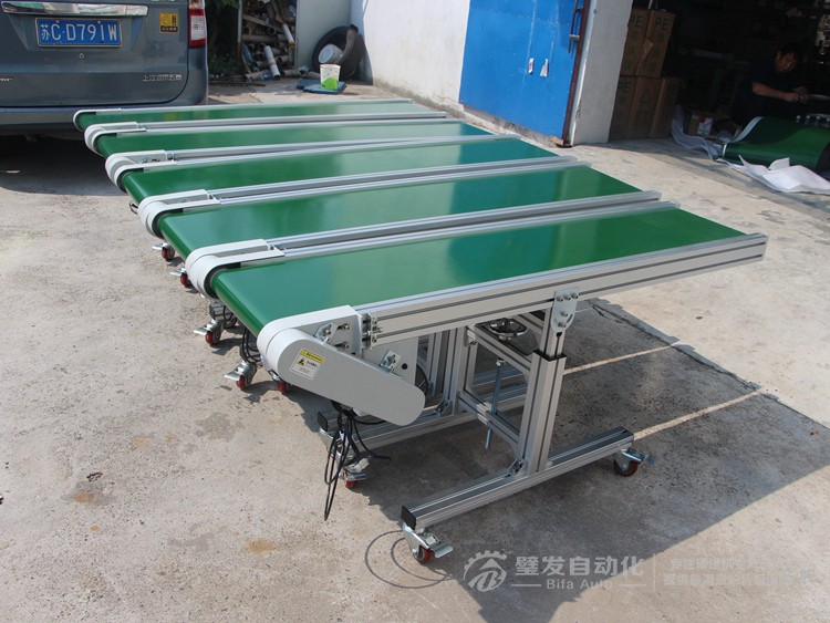 小型單腿支撐皮帶輸送機(jī) 小型單腿支撐皮帶輸送機(jī)