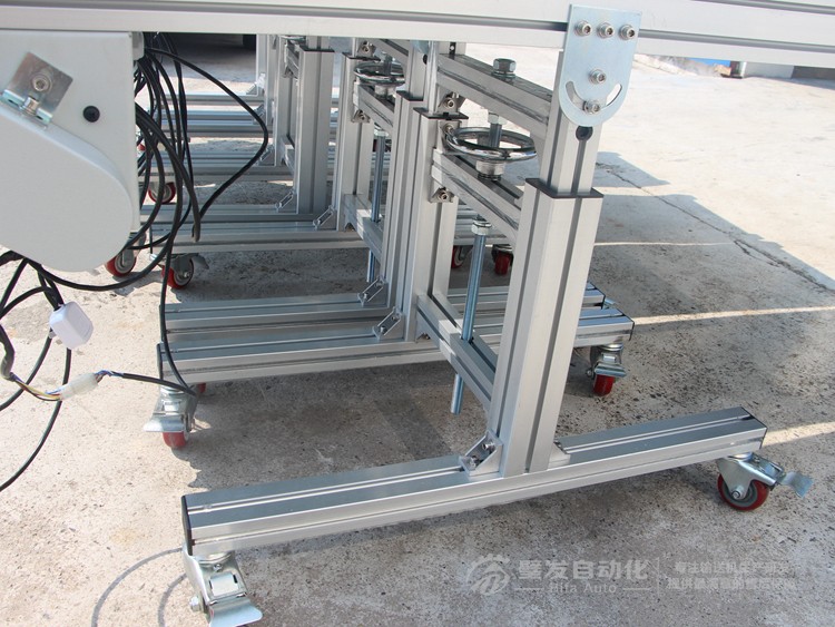 小型單腿支撐皮帶輸送機(jī) 小型單腿支撐皮帶輸送機(jī)