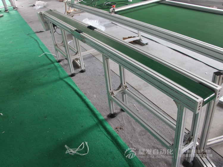 小型非標(biāo)皮帶輸送機